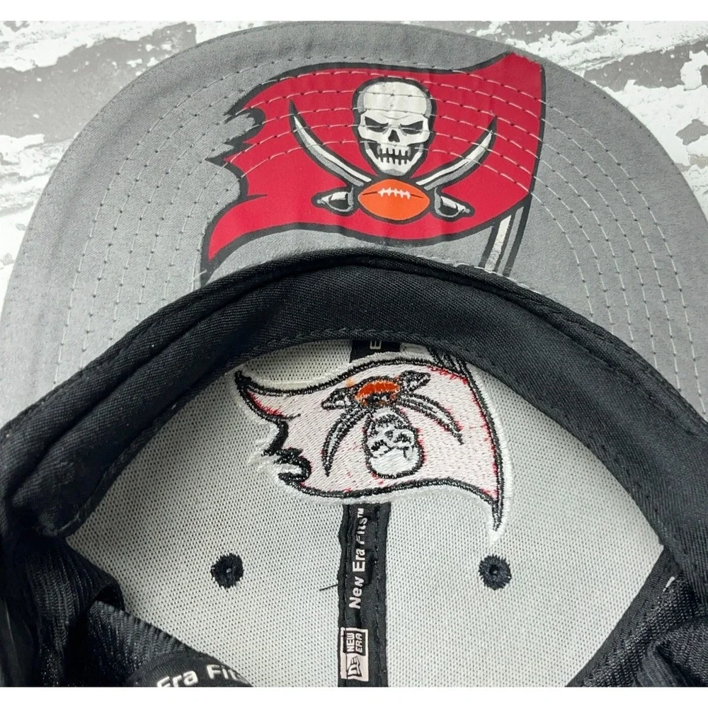 Tampa Bay Buccaneers‎ Hat Cap Snap Back Gray 9Fifty Adjustable Bucs NFL Adult